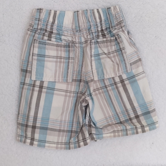 6/$20 Gymboree Boys summer shorts (12-18 months) - Picture 2 of 4